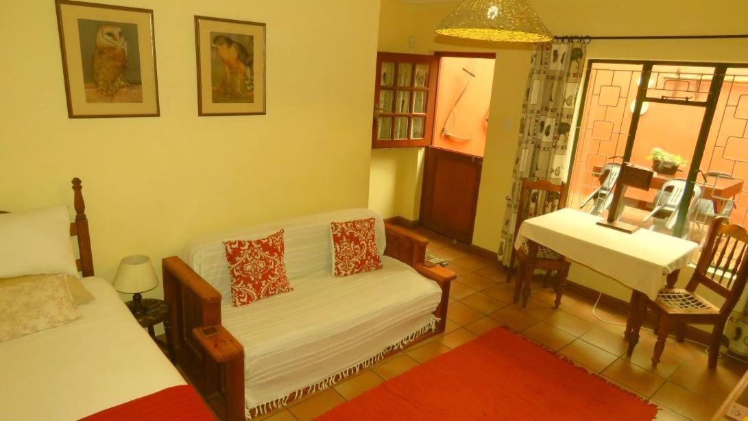 פורט אליזבת' The Farmhouse B&B מראה חיצוני תמונה