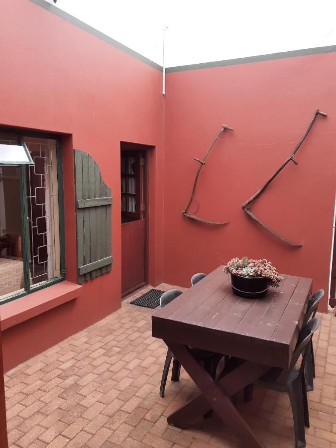 פורט אליזבת' The Farmhouse B&B מראה חיצוני תמונה